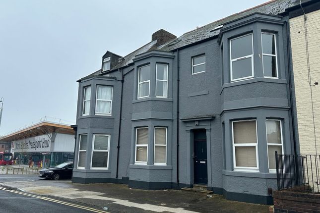 Flat to rent in Railway Tce, North Shields