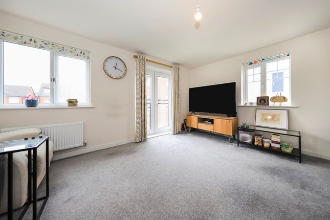 38, Oulton Drive, Wolverhampton photo 3