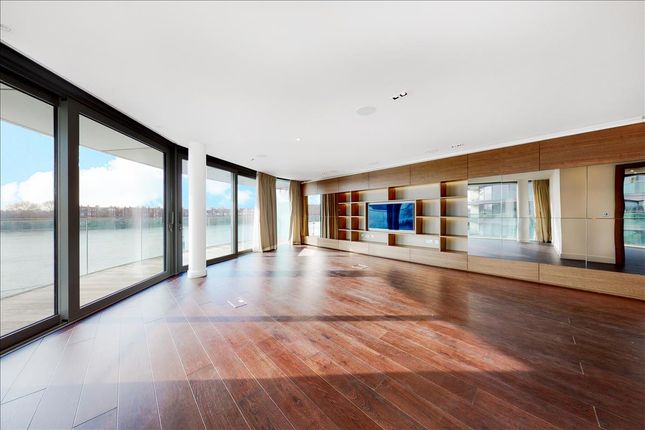 Thumbnail Flat for sale in Goldhurst House, London