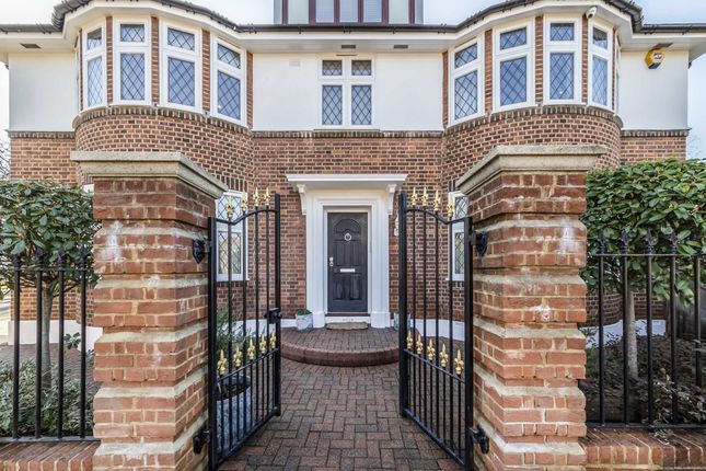 Property to rent in Queens Road, Richmond