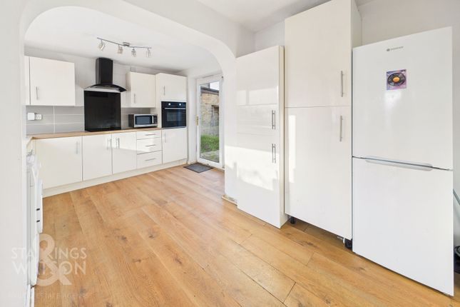 14 Elms Close, Bungay photo 3