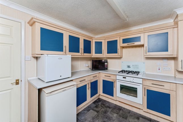 75, Orchard Park, Chester photo 4