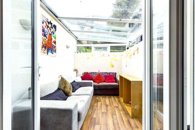 Room 5, 124, Osborne Road, Brighton photo 4