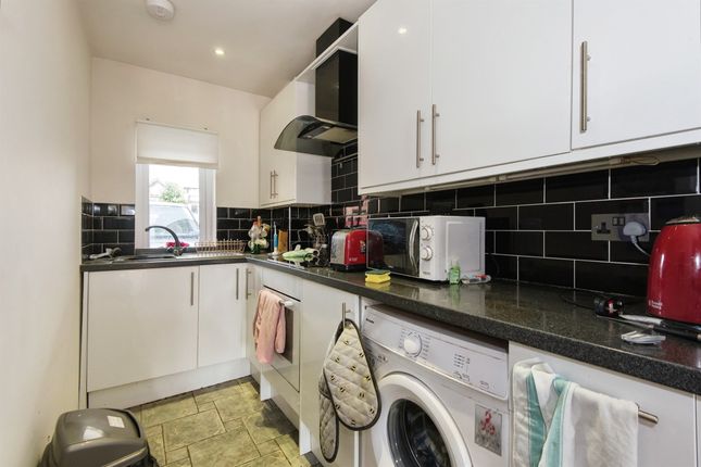 Flat for sale in Mitchell Close, Southampton