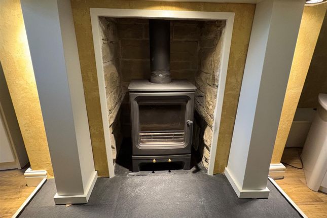 63, Clayton Lane, Bradford photo 5