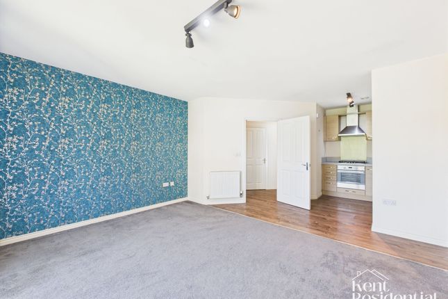 Flat 22, Tucano Court Silver Streak Way, Rochester photo 3