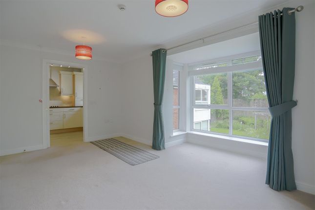 Apartment 16, Woodcock House, Larmenier Retirement Village, Blackburn photo 3