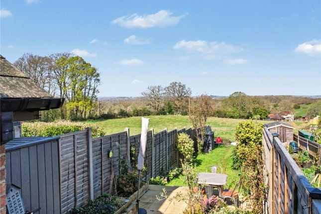 4 Clinker Cottages,, School Lane, Farnham photo 2