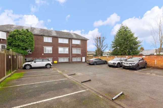Block of 3 Flats  St Albans City Centre Investment Opportunit, St Albans photo 3