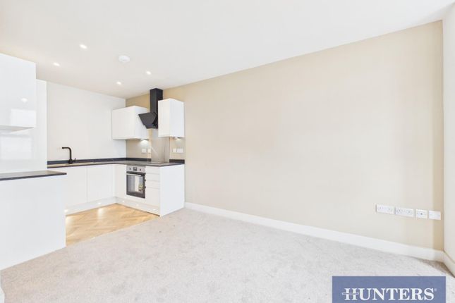 Flat 4, 14, Pembroke Terrace, Bridlington photo 4