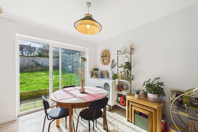19 Campion Road, High Wycombe photo 4