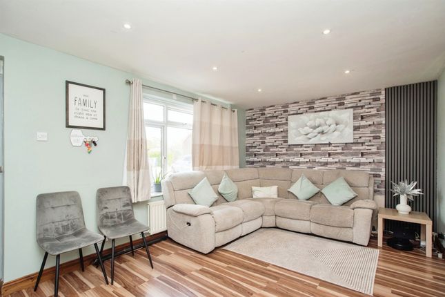 Terraced house for sale in Hudson Close, Watford