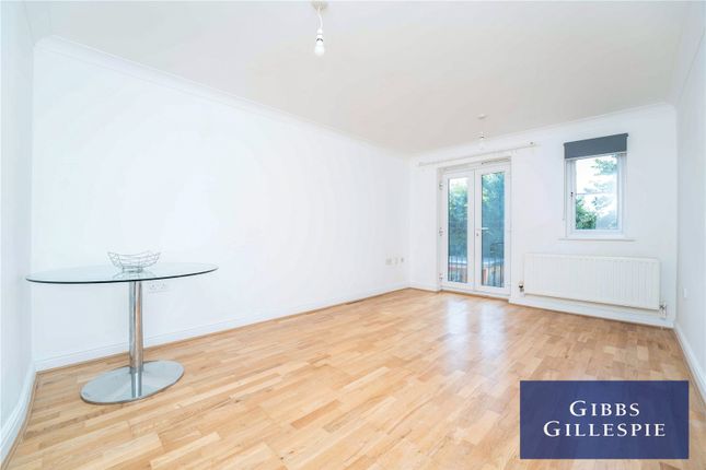 18, Appleby Close, Hillingdon photo 2