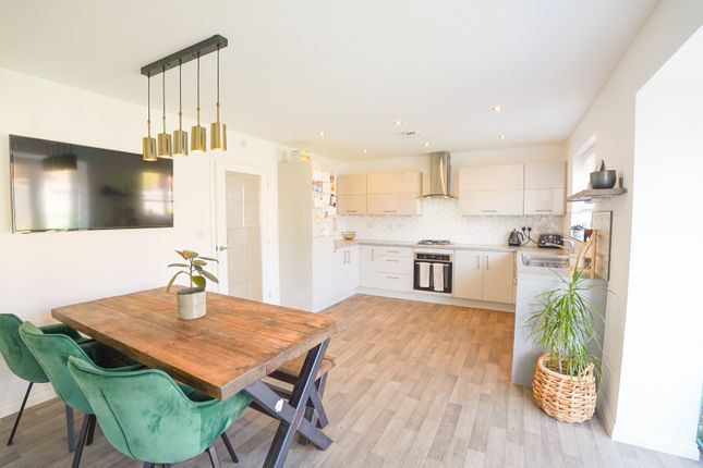 6, Monsella Grove, Retford photo 4