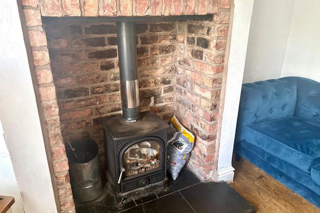2, Heather Road, Heswall photo 4