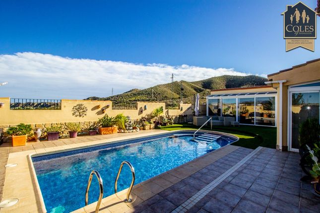 Villa for sale in Los Menchones, Zurgena, Almería, Andalusia, Spain