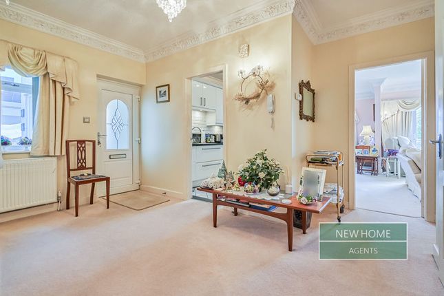 3 Beaumont Court, Everard Road, Colwyn Bay photo 2