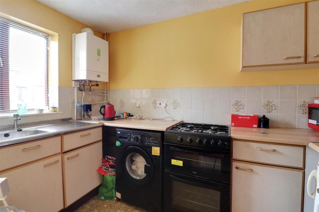 9, Pheasant Mead, Stonehouse photo 4