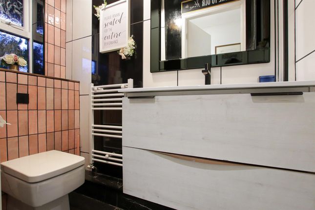 32, Alberbury Avenue, Altrincham photo 4