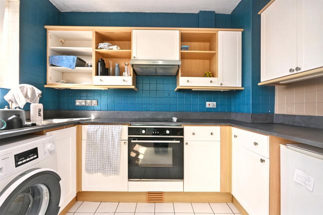 17, Sherborne Court, Upperton Road, Eastbourne photo 3