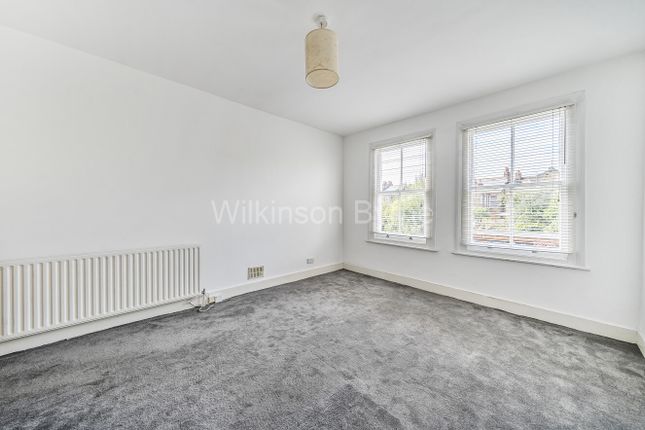 32b, Hardwicke Road, Palmers Green photo 2