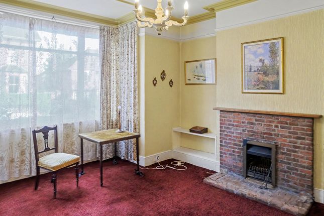 6 College Road, Isleworth photo 4