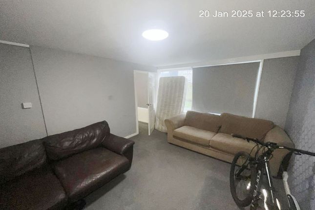 20, Keith Court, Glenrothes photo 2