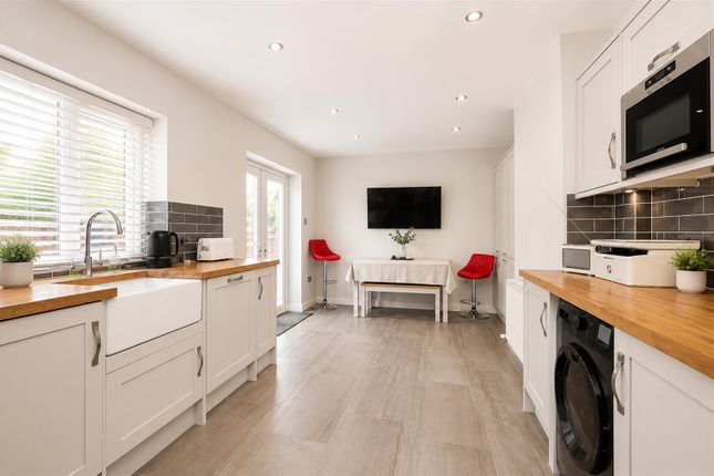 23, Shenley Lane, London Colney photo 3