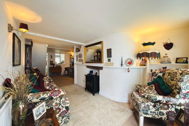 72b, High Street, Great Missenden photo 2