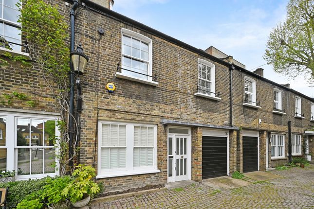 Thumbnail Mews house for sale in Caroline Place Mews, Bayswater, London
