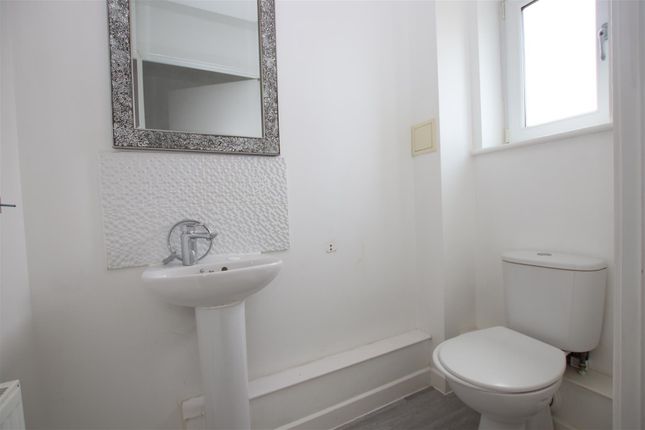 24, Bennett Place, Dartford photo 2