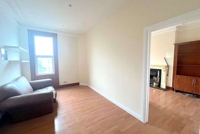 Maisonette to rent in Sackville Road, Hove, East Sussex.