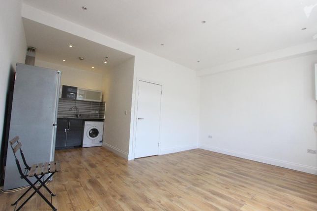 Thumbnail Flat to rent in 196A High Road Leytonstone, London