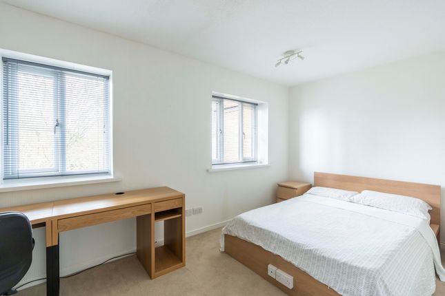 Flat for sale in Top Floor Flat, Caslon Court, Somerset Street, Redcliffe, Bristol