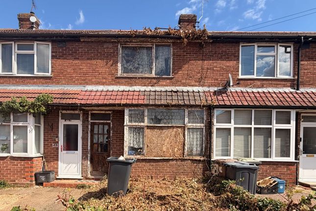 2-bed house on 25, Peartree Road, Luton, £195,000