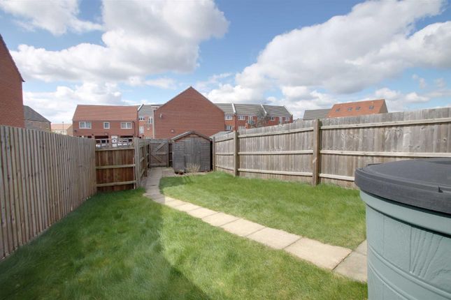 135, Warwick Avenue, Milton Keynes photo 4