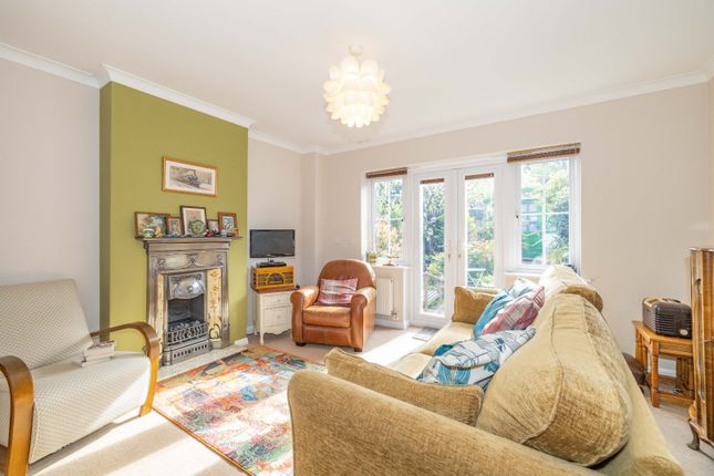 38, Burnt Oast Road, Faversham photo 2