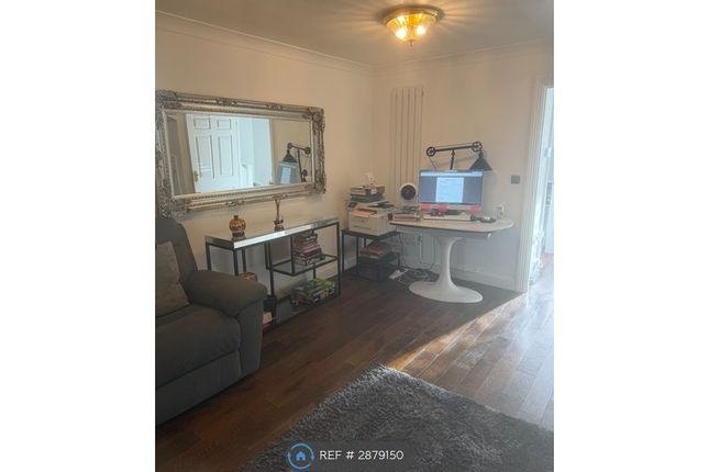 Newbury Close, Dartford photo 3