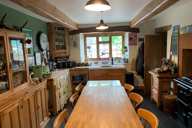 Piper Cottage - Kitchen