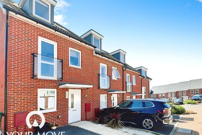 Thumbnail End terrace house for sale in Oakes Crescent, Dartford, Kent