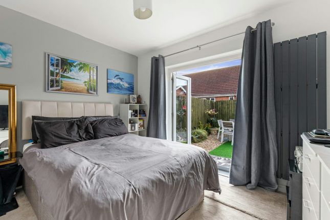 14, Kime Court, Skegness photo 4