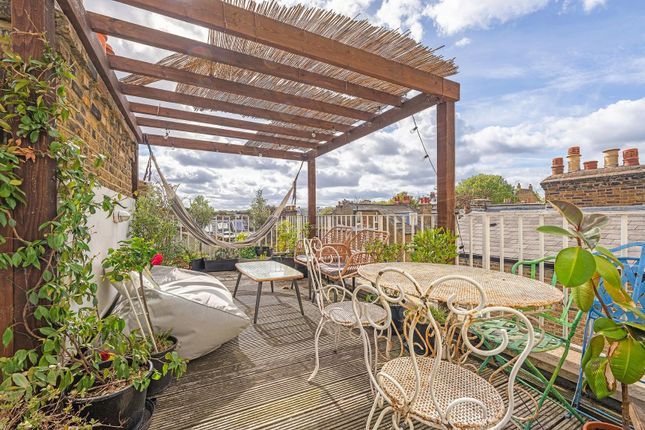 Terrace (1).Jpg