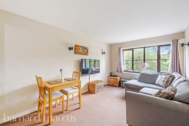 Flat for sale in Earlswood Road, Redhill
