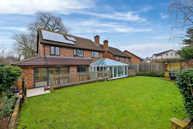 5, Yew Tree Close, Berkshire photo 4