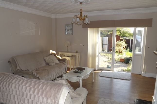 18, Doncaster photo 2