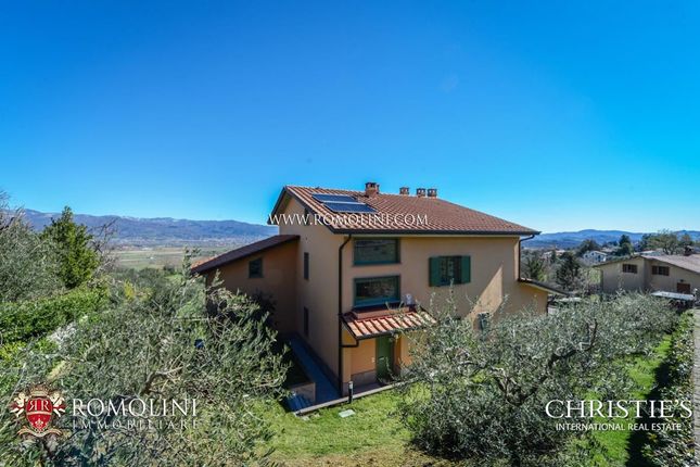 Thumbnail Villa for sale in Anghiari, Tuscany, Italy