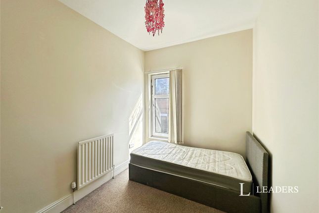 Room D, 166, Belvoir Road, Leicestershire photo 2