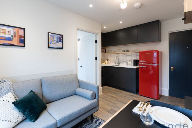 Flat to rent in Shakespeare Road, Brixton