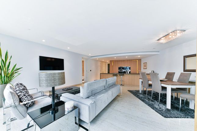 Apartment 209 The Tower, 1 St. George Wharf, London photo 2