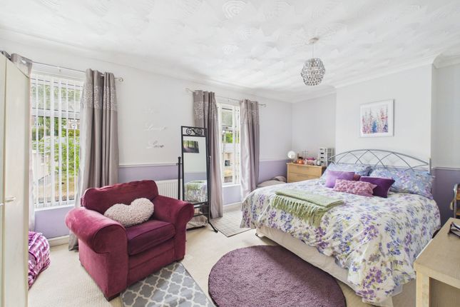 14 Crosscombe Terrace, Ebbw Vale photo 3